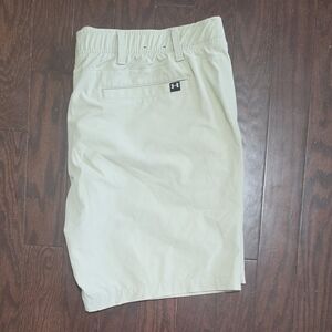 Under Armour Men's Beige Athletic Shorts